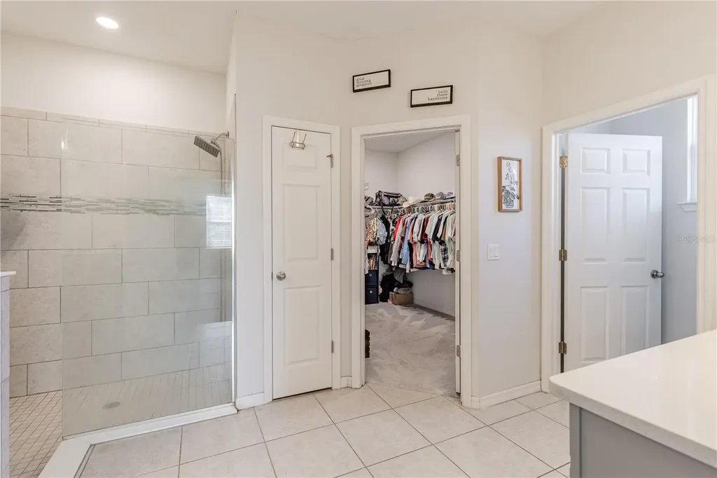 13343 Lake Yale View Loop Grand Island FL 32735