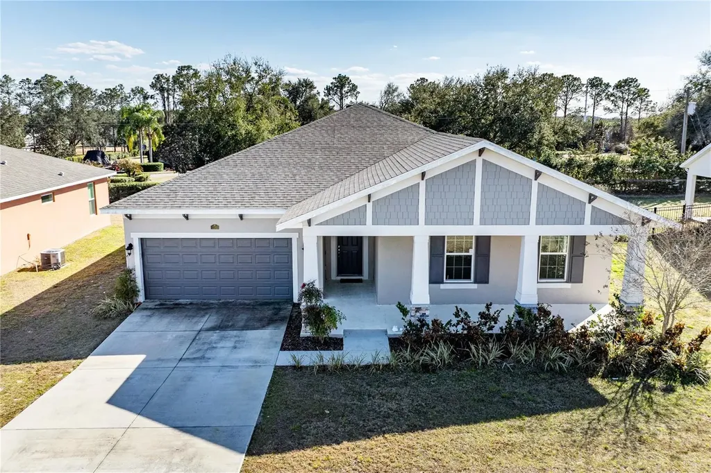13343 Lake Yale View Loop Grand Island FL 32735