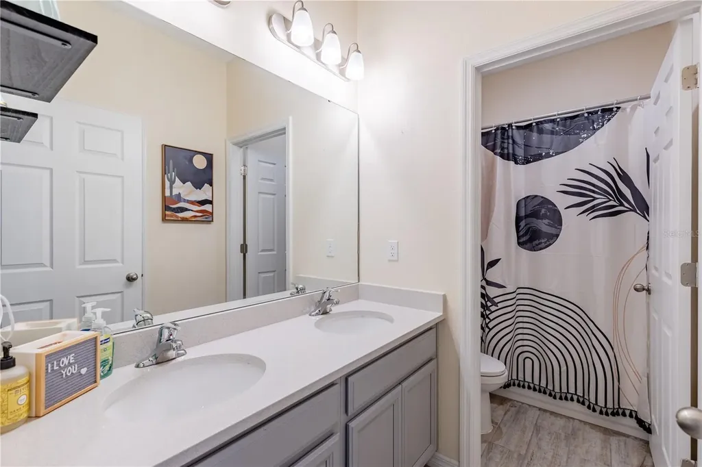 13343 Lake Yale View Loop Grand Island FL 32735