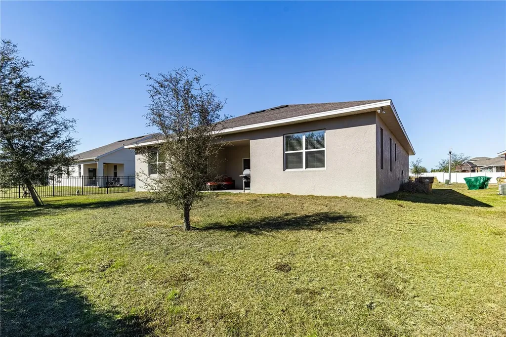 13343 Lake Yale View Loop Grand Island FL 32735