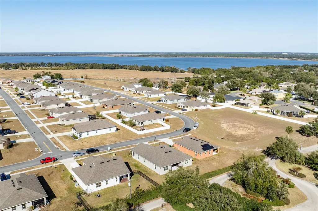 13343 Lake Yale View Loop Grand Island FL 32735