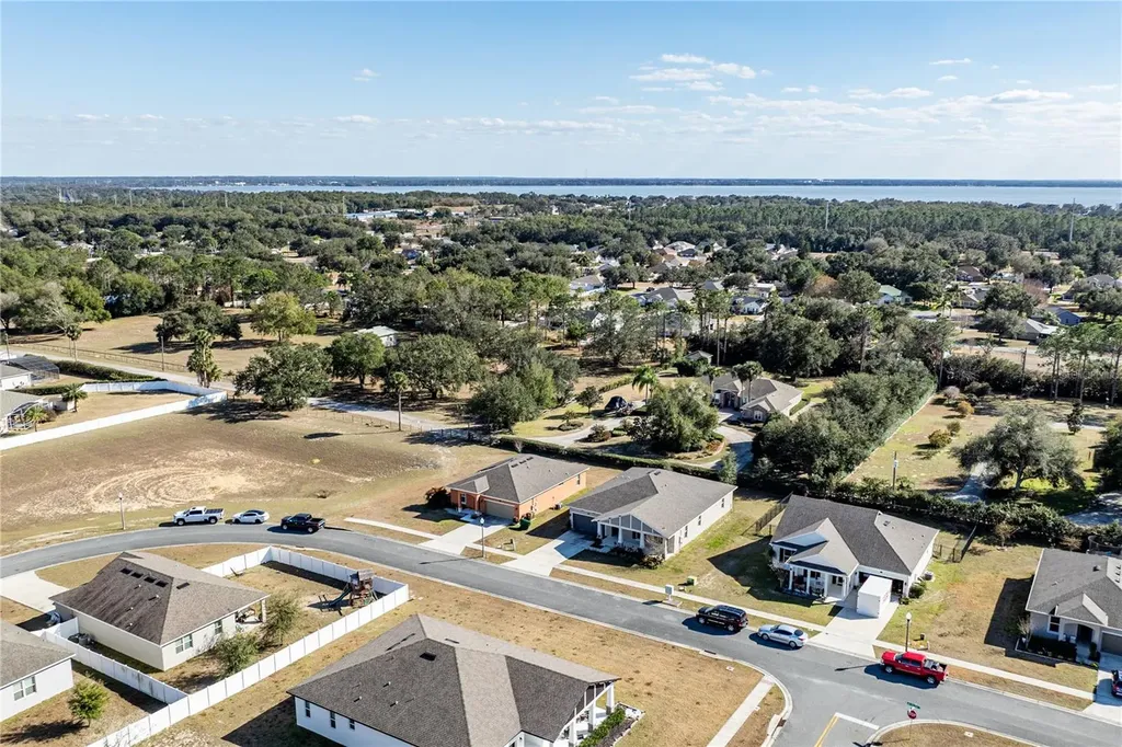 13343 Lake Yale View Loop Grand Island FL 32735