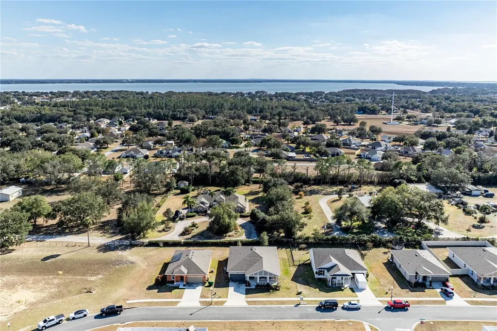 13343 Lake Yale View Loop Grand Island FL 32735
