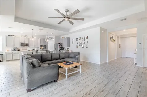 13343 Lake Yale View Loop Grand Island FL 32735