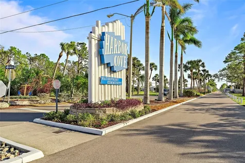 641 Fairmount Drive North Port FL 34287