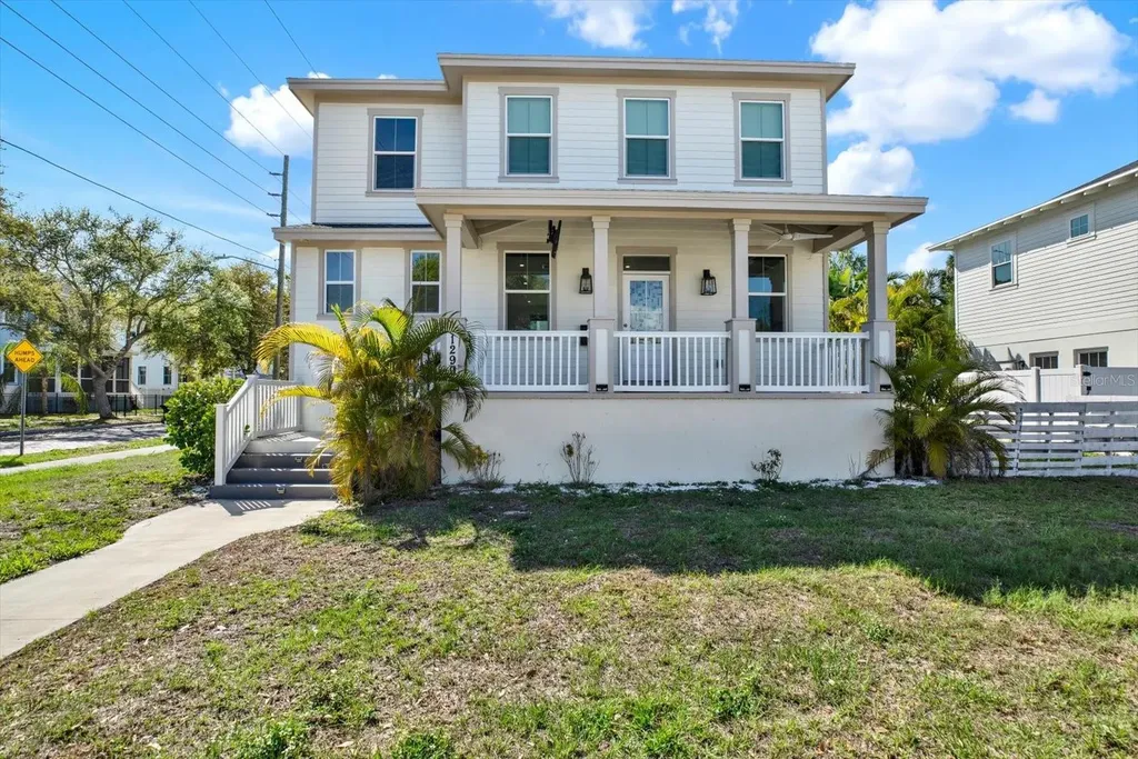 1299 5th Street S St Petersburg FL 33701
