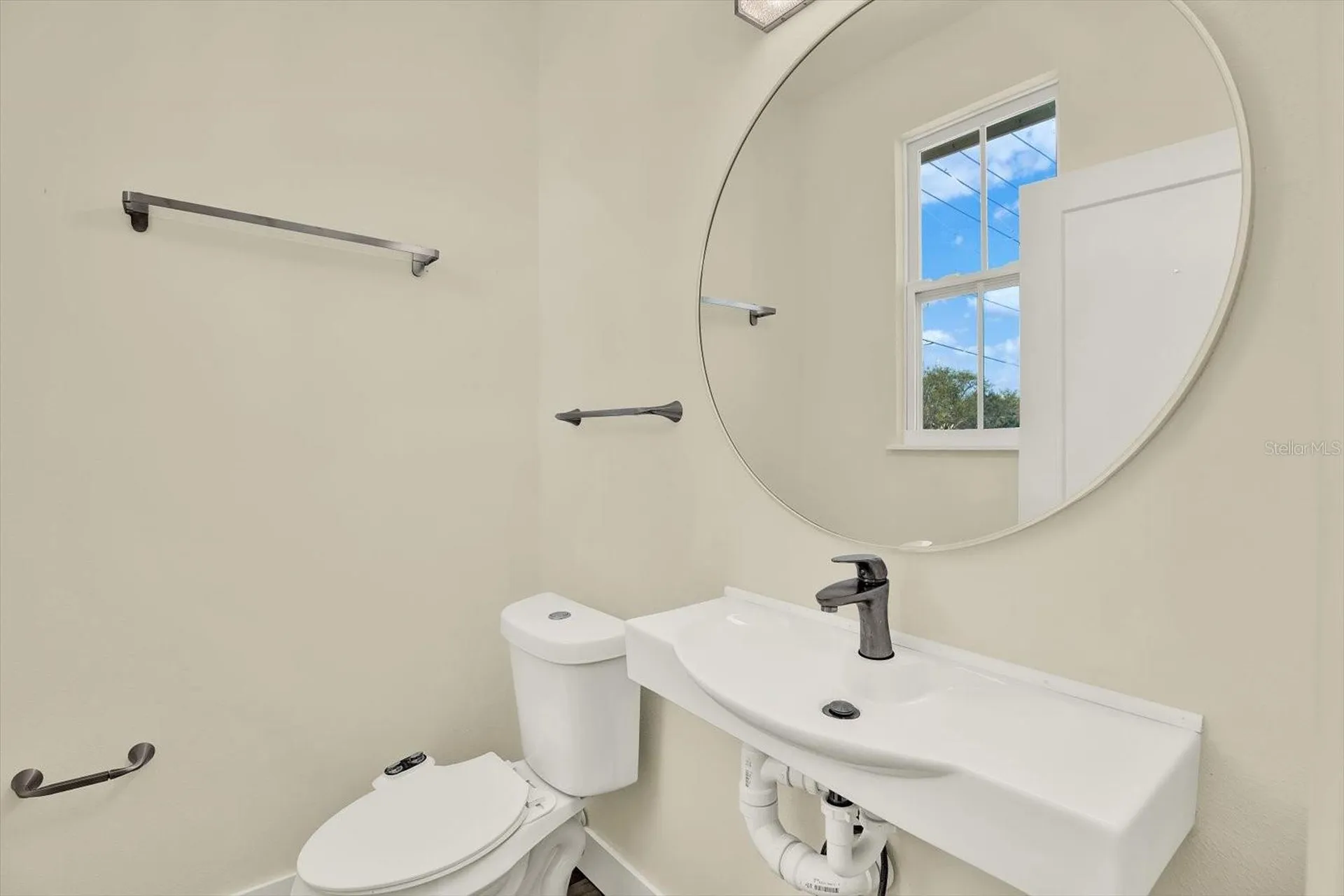 1299 5th Street S St Petersburg FL 33701