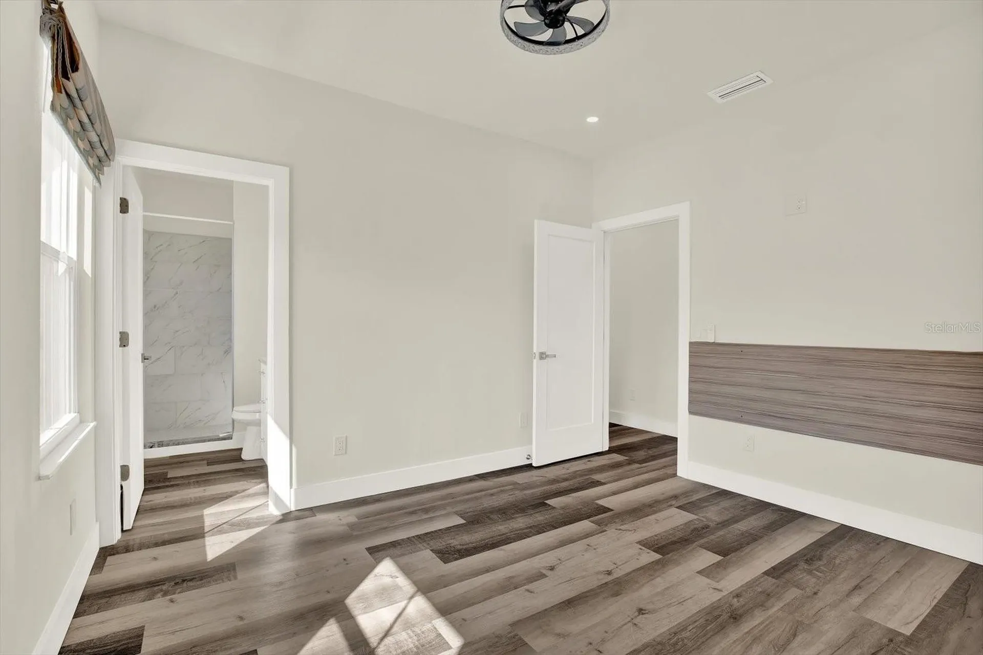 1299 5th Street S St Petersburg FL 33701