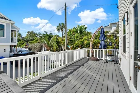 1299 5th Street S St Petersburg FL 33701