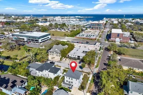 1299 5th Street S St Petersburg FL 33701