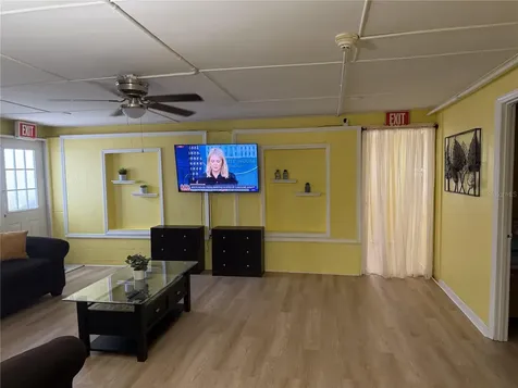 322 Regal Park Drive Valrico FL 33594