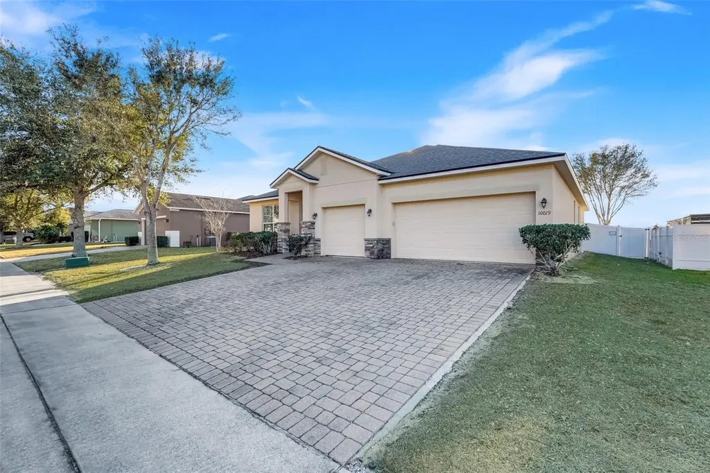 10019 Lenox Street Clermont FL 34711