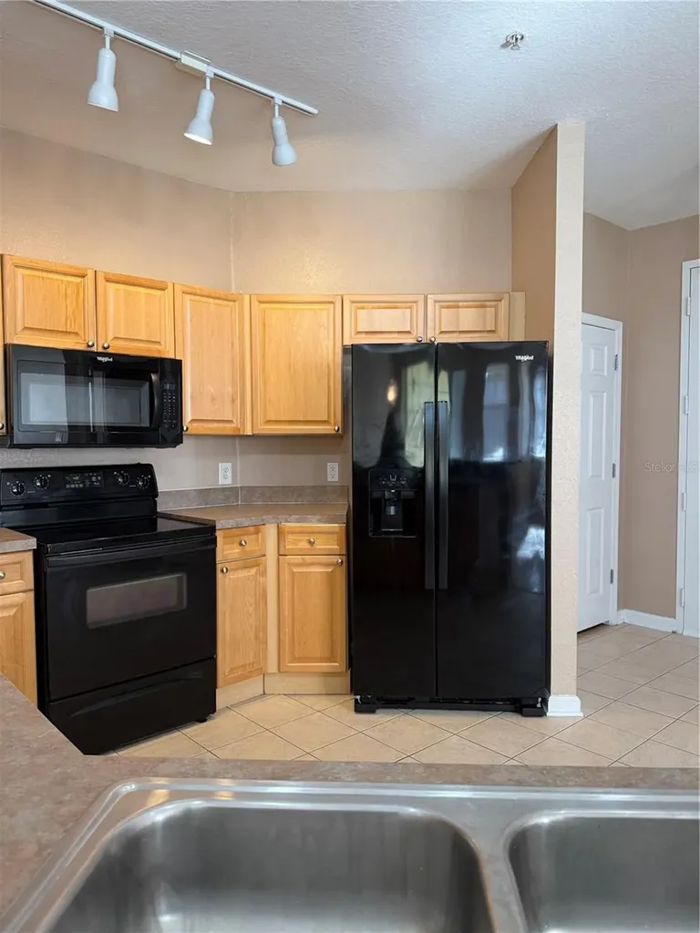 413 Terrace Ridge Circle Davenport FL 33896