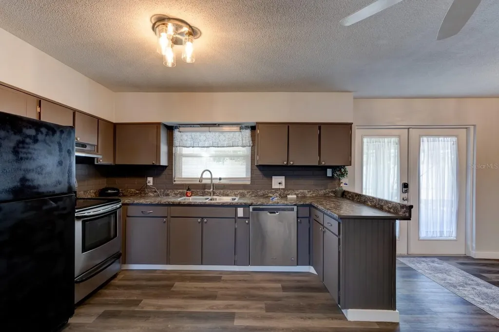 888 W Coquina Drive Daytona Beach FL 32117