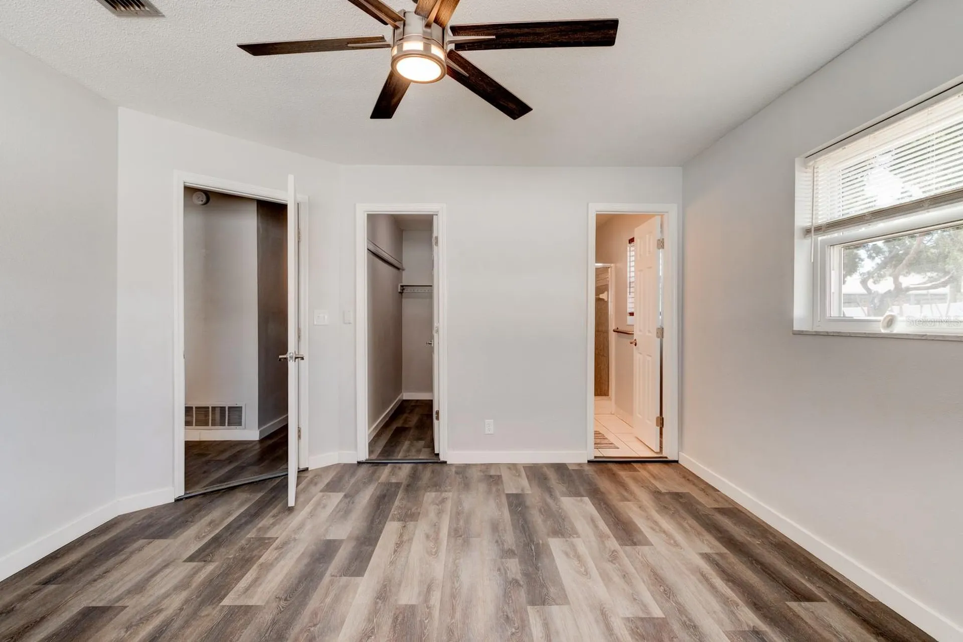 888 W Coquina Drive Daytona Beach FL 32117