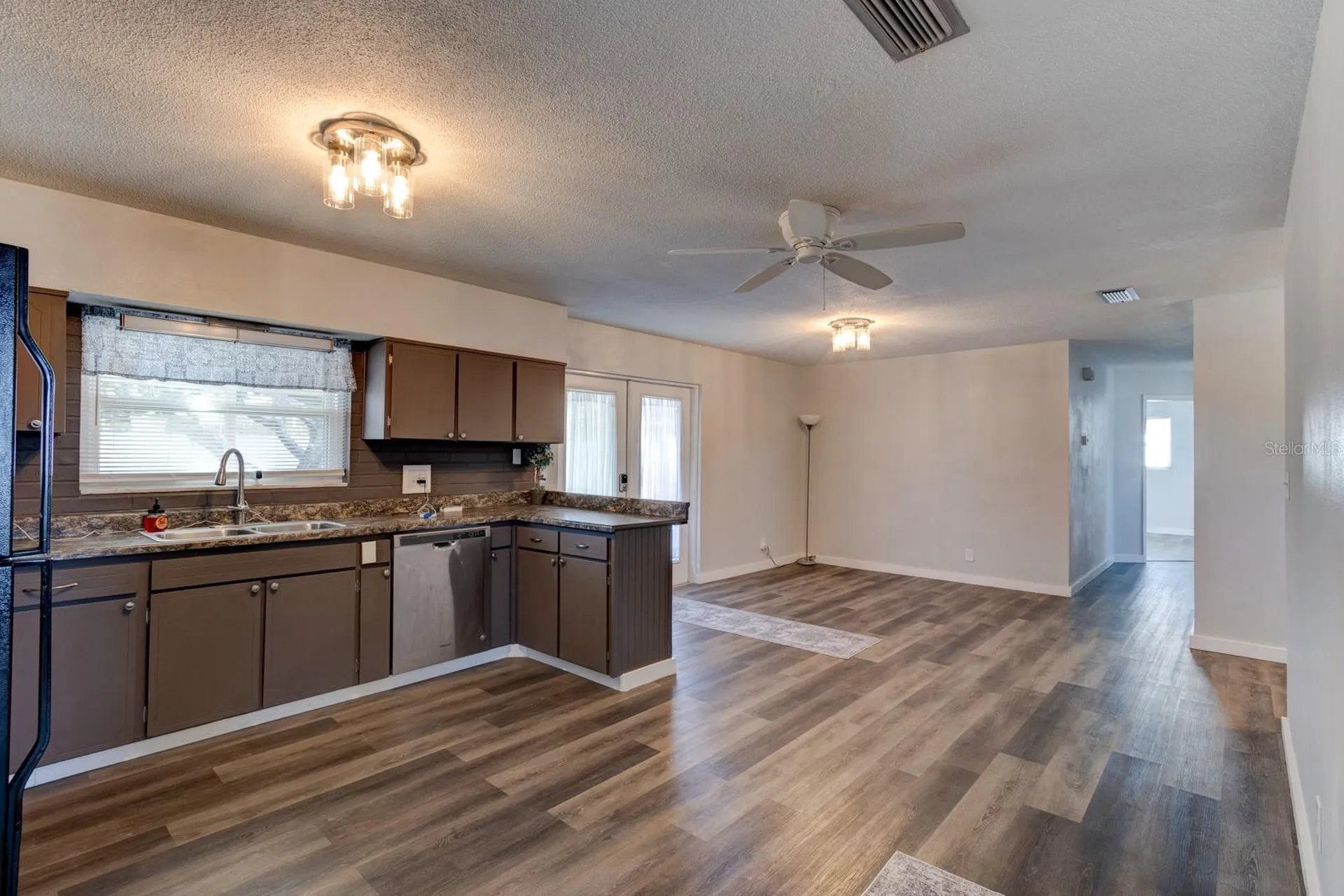 888 W Coquina Drive Daytona Beach FL 32117