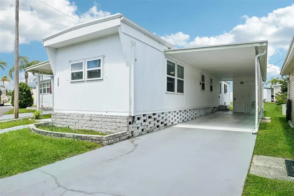 1600 Old Coachman Road Clearwater FL 33765