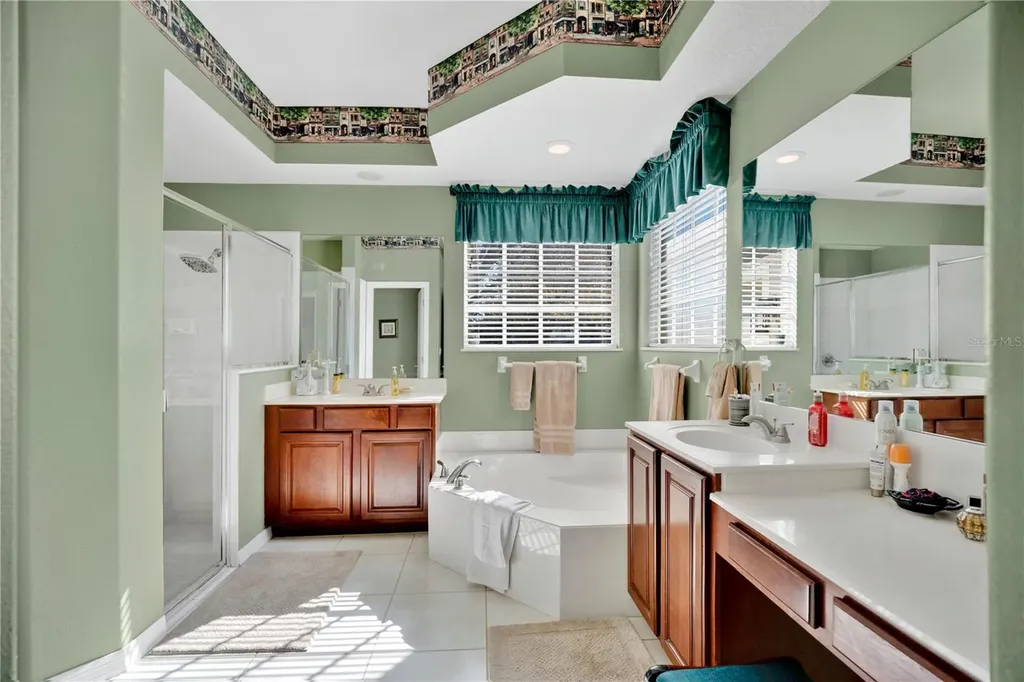 816 Mystic Oak Place Apopka FL 32712