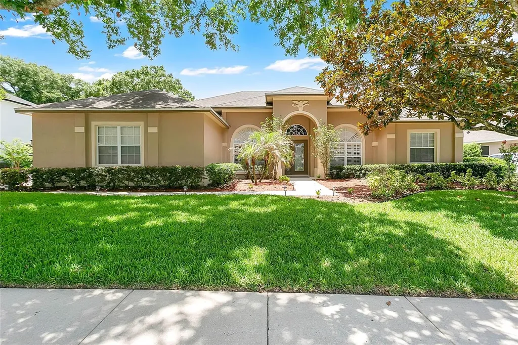 816 Mystic Oak Place Apopka FL 32712