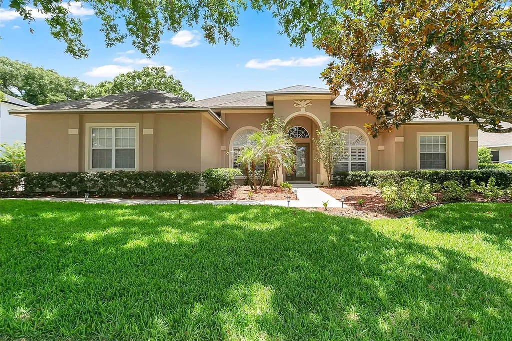 816 Mystic Oak Place Apopka FL 32712