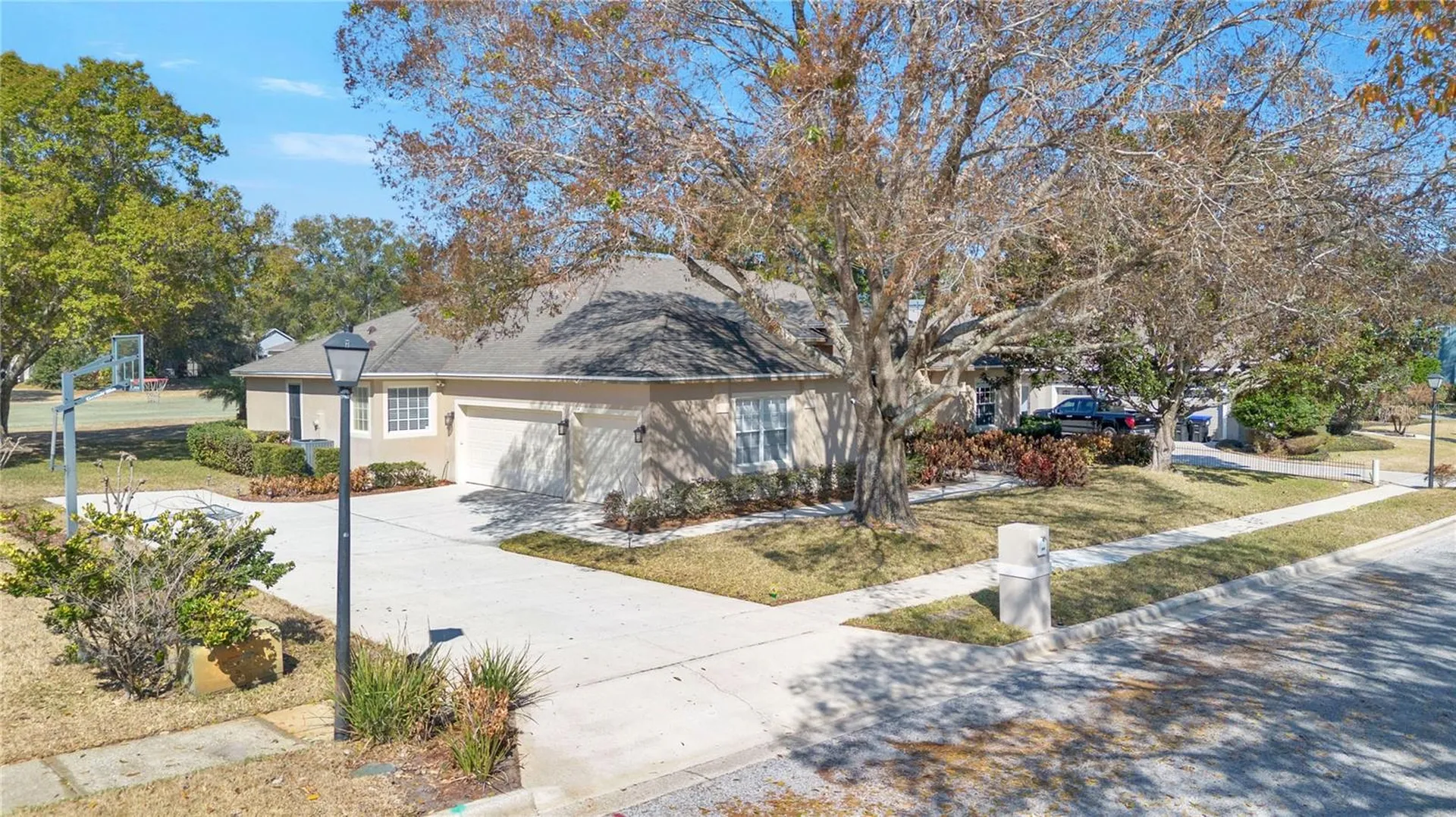 816 Mystic Oak Place Apopka FL 32712