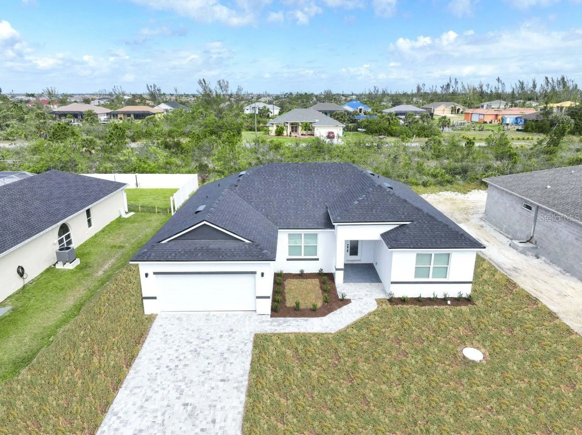 1979 E Chapel Drive Deltona FL 32738