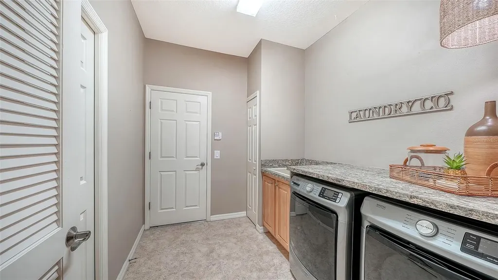 664 Crane Prairie Way Osprey FL 34229