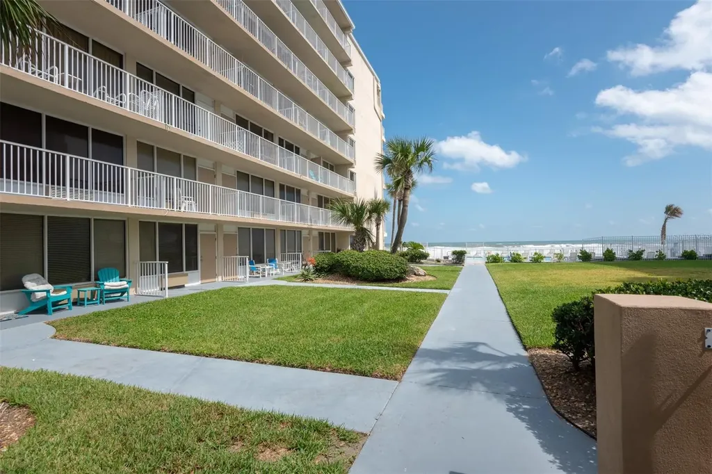 2043 S Atlantic Avenue Daytona Beach FL 32118