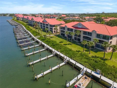426 Bouchelle Drive New Smyrna Beach FL 32169