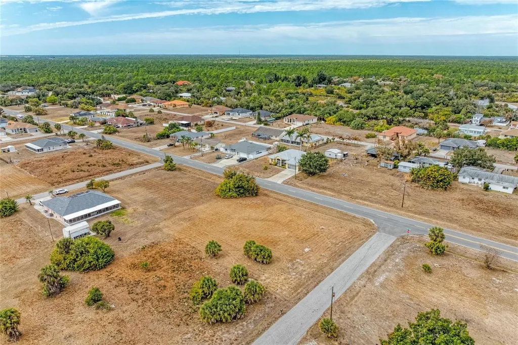 Lot 1, 2, 3 De Leon Drive North Port FL 34287