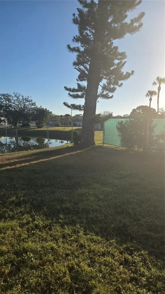 5026 Water Oak Drive Bradenton FL 34207