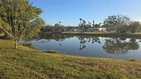 5026 Water Oak Drive Bradenton FL 34207