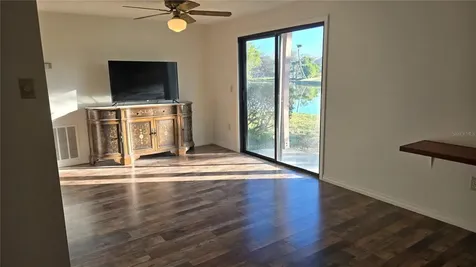 5026 Water Oak Drive Bradenton FL 34207