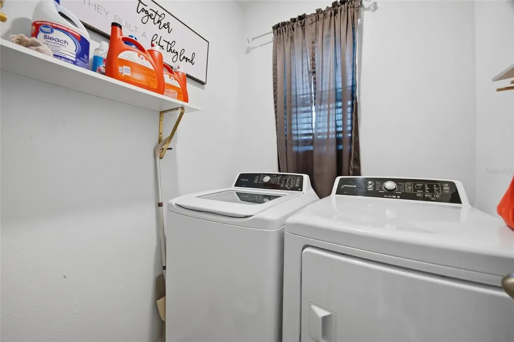 8204 Pelican Reed Circle Wesley Chapel FL 33545