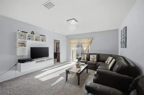 8204 Pelican Reed Circle Wesley Chapel FL 33545