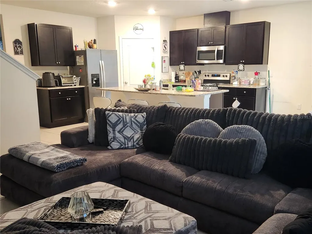 1075 Griffon Avenue Lake Alfred FL 33850
