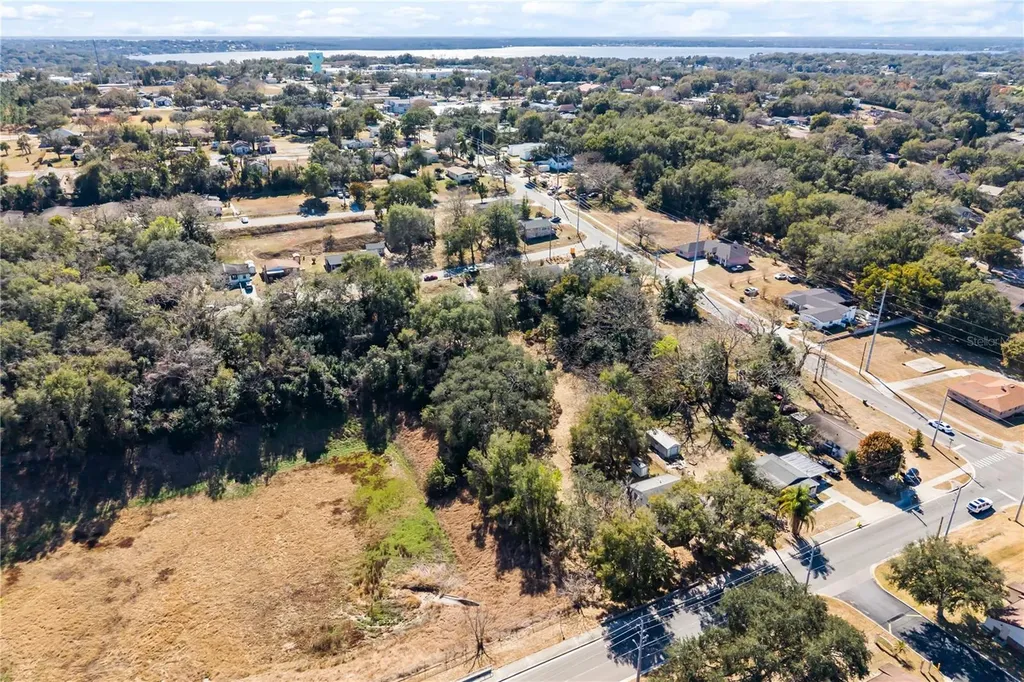 747/749 Pitt Street Clermont FL 34711