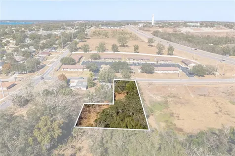 747/749 Pitt Street Clermont FL 34711
