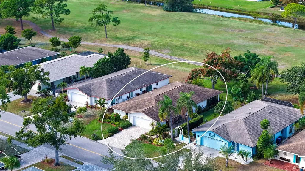 4777 Ringwood Meadow Sarasota FL 34235