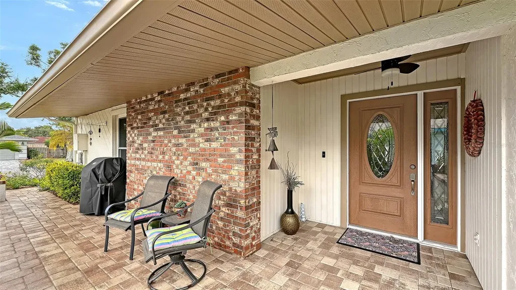 4777 Ringwood Meadow Sarasota FL 34235