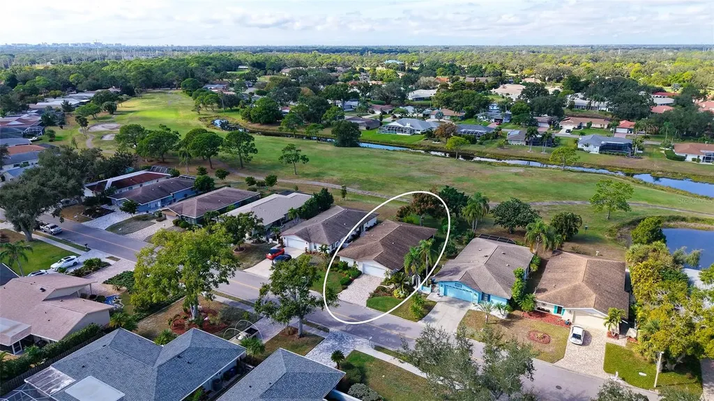4777 Ringwood Meadow Sarasota FL 34235