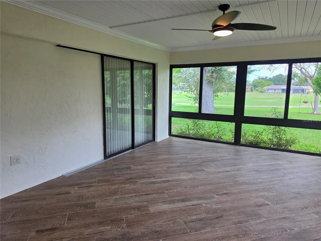 4777 Ringwood Meadow Sarasota FL 34235