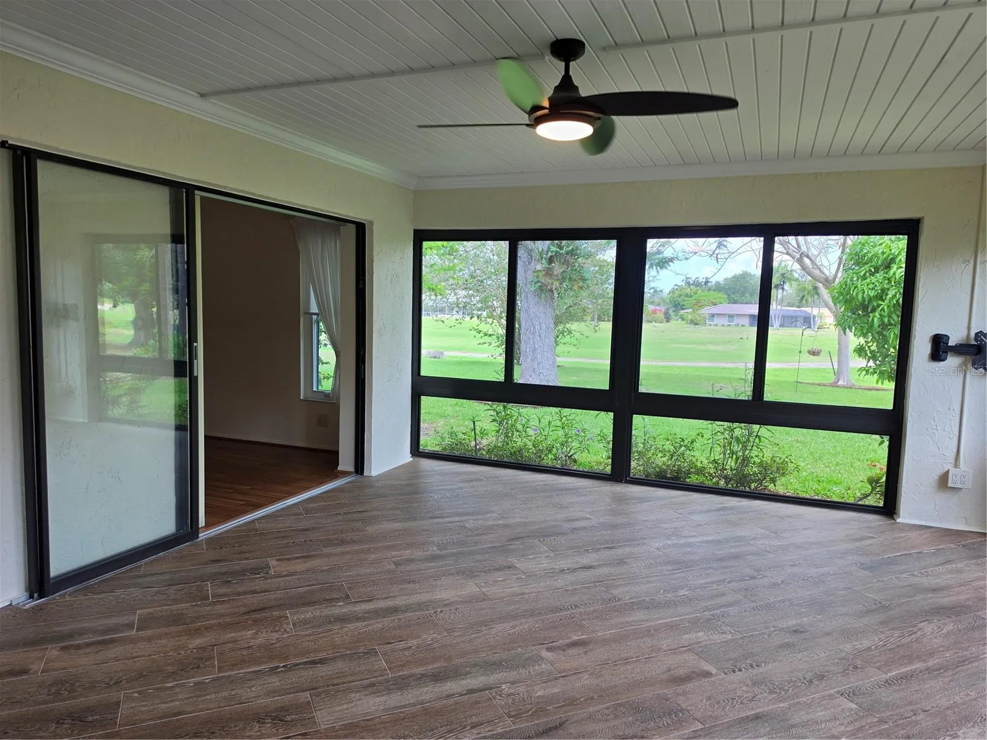 4777 Ringwood Meadow Sarasota FL 34235