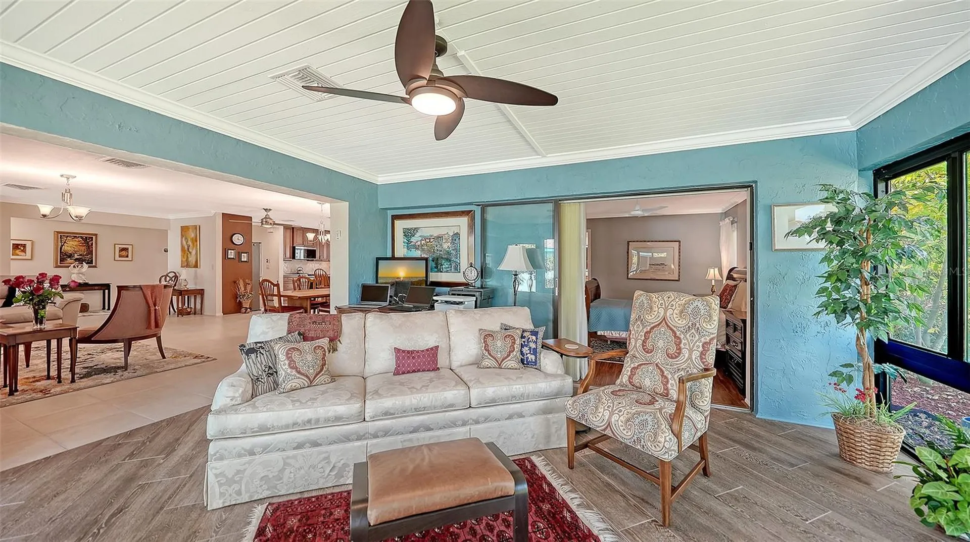 4777 Ringwood Meadow Sarasota FL 34235