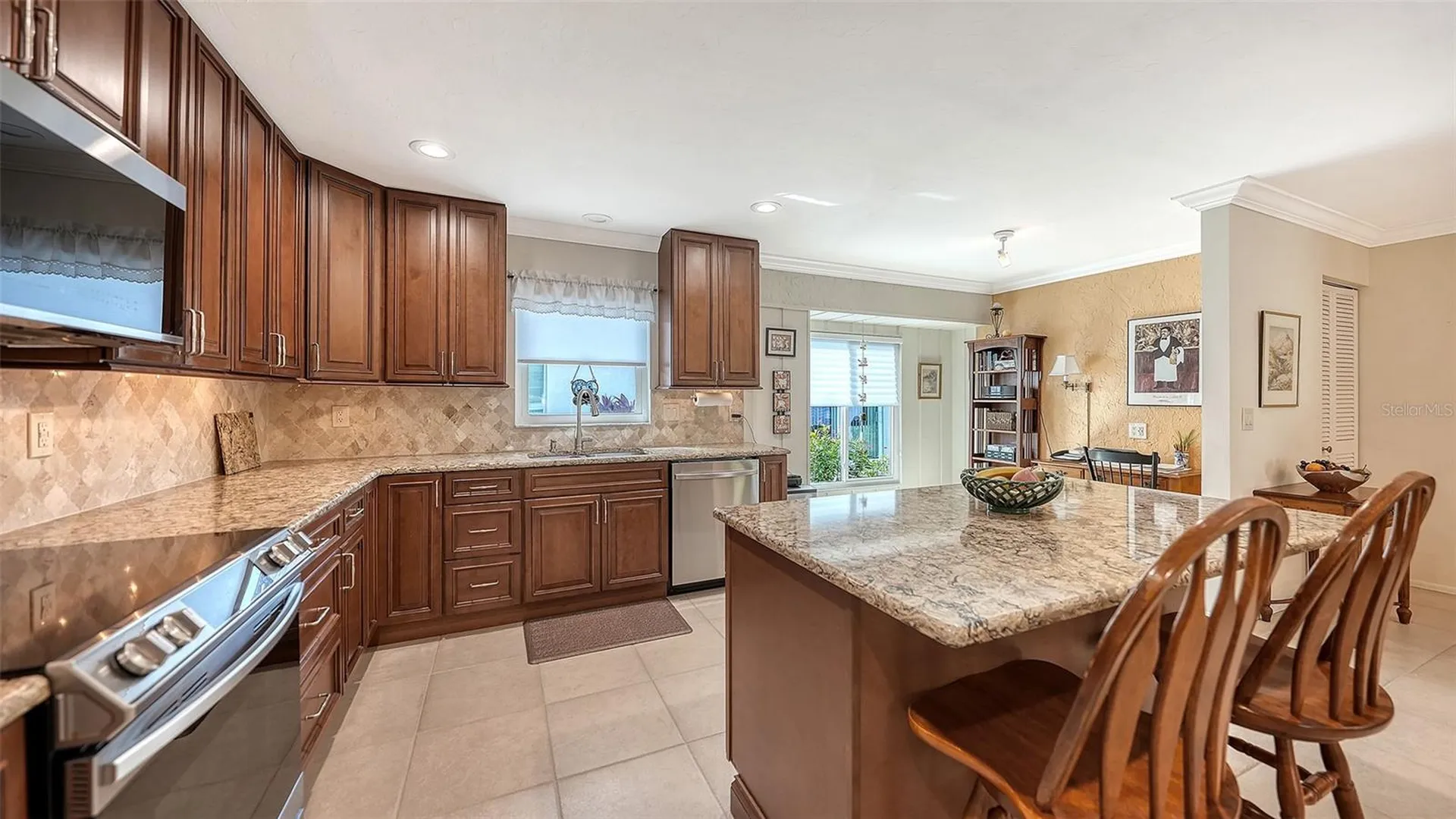 4777 Ringwood Meadow Sarasota FL 34235
