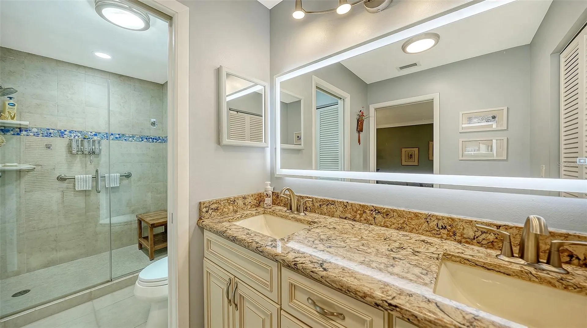 4777 Ringwood Meadow Sarasota FL 34235