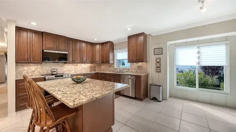 4777 Ringwood Meadow Sarasota FL 34235