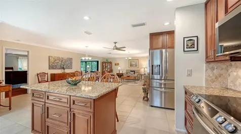 4777 Ringwood Meadow Sarasota FL 34235