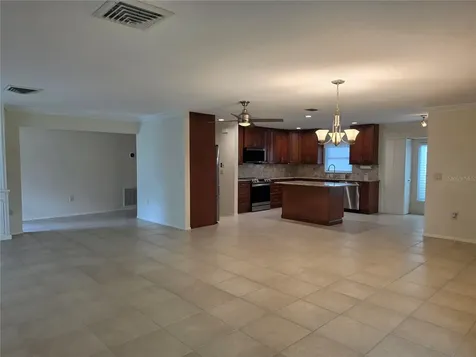 4777 Ringwood Meadow Sarasota FL 34235