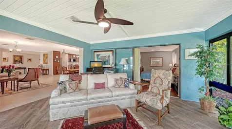 4777 Ringwood Meadow Sarasota FL 34235